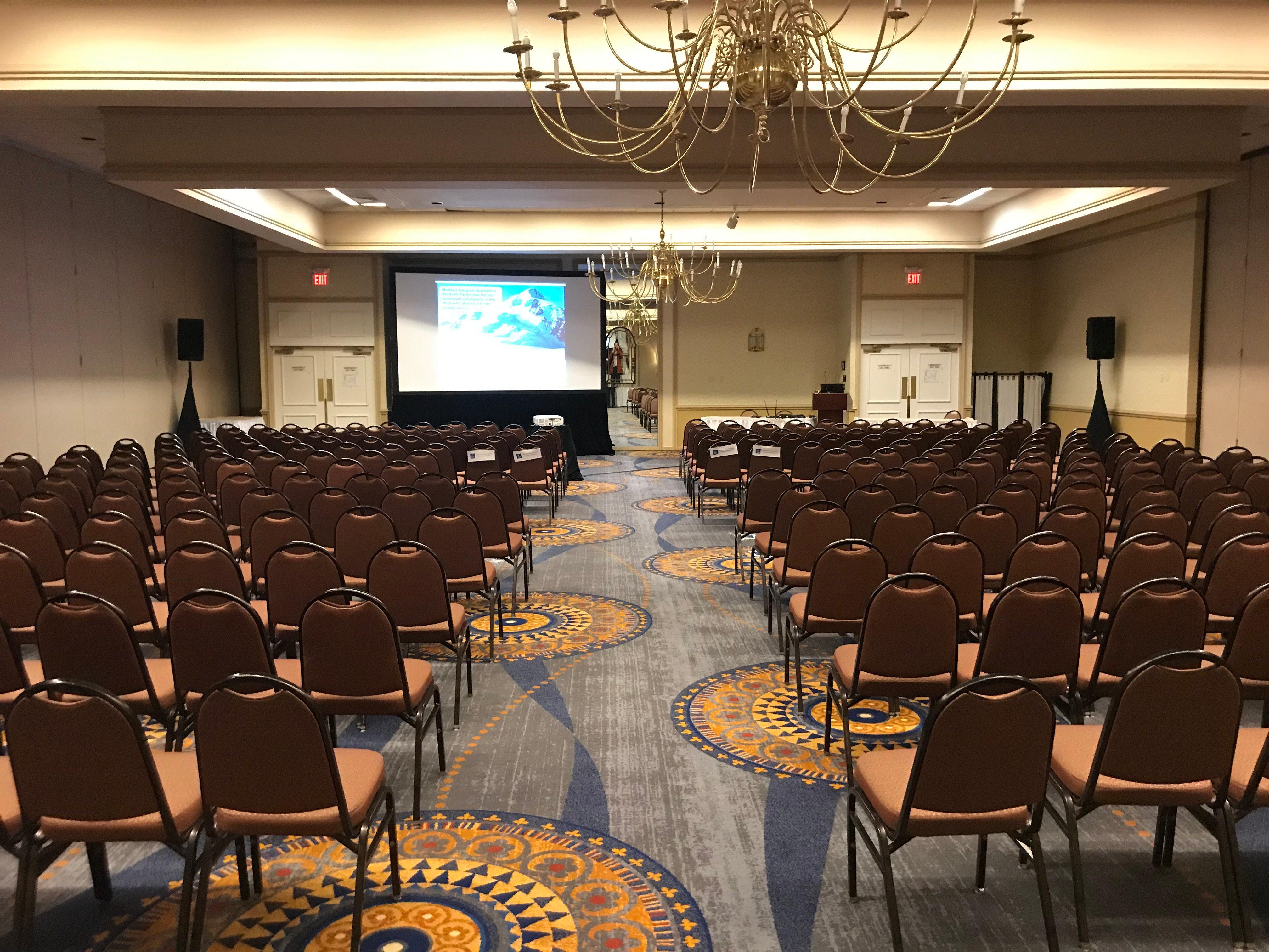 Holiday Inn Portland-By The Bay By Ihg Bagian luar foto