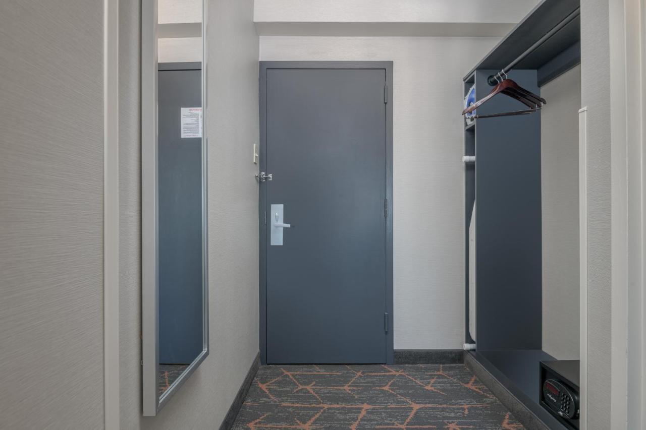 Holiday Inn Portland-By The Bay By Ihg Bagian luar foto