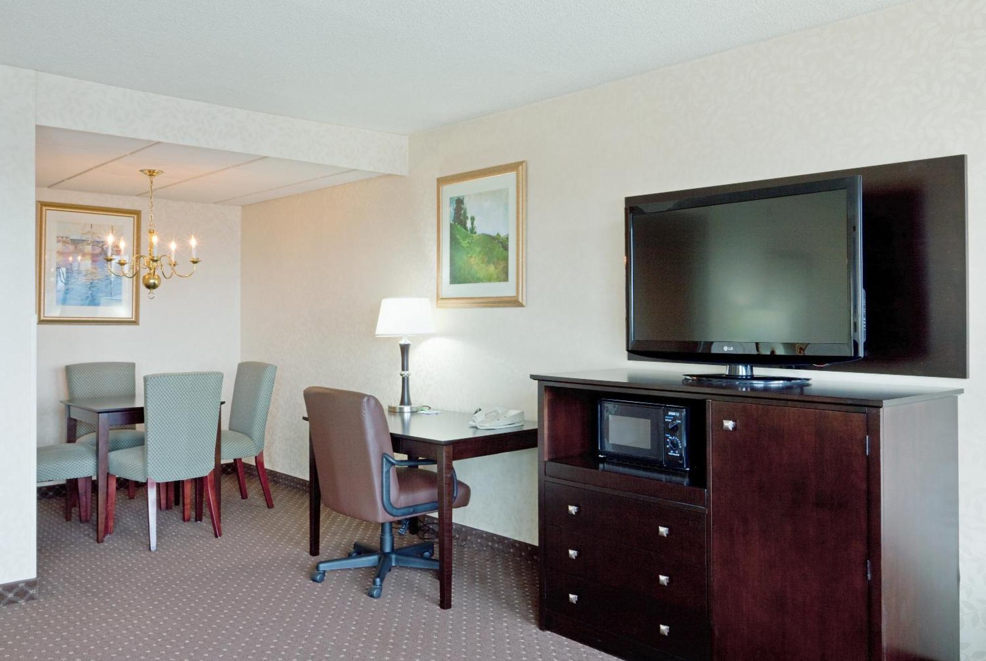 Holiday Inn Portland-By The Bay By Ihg Bagian luar foto