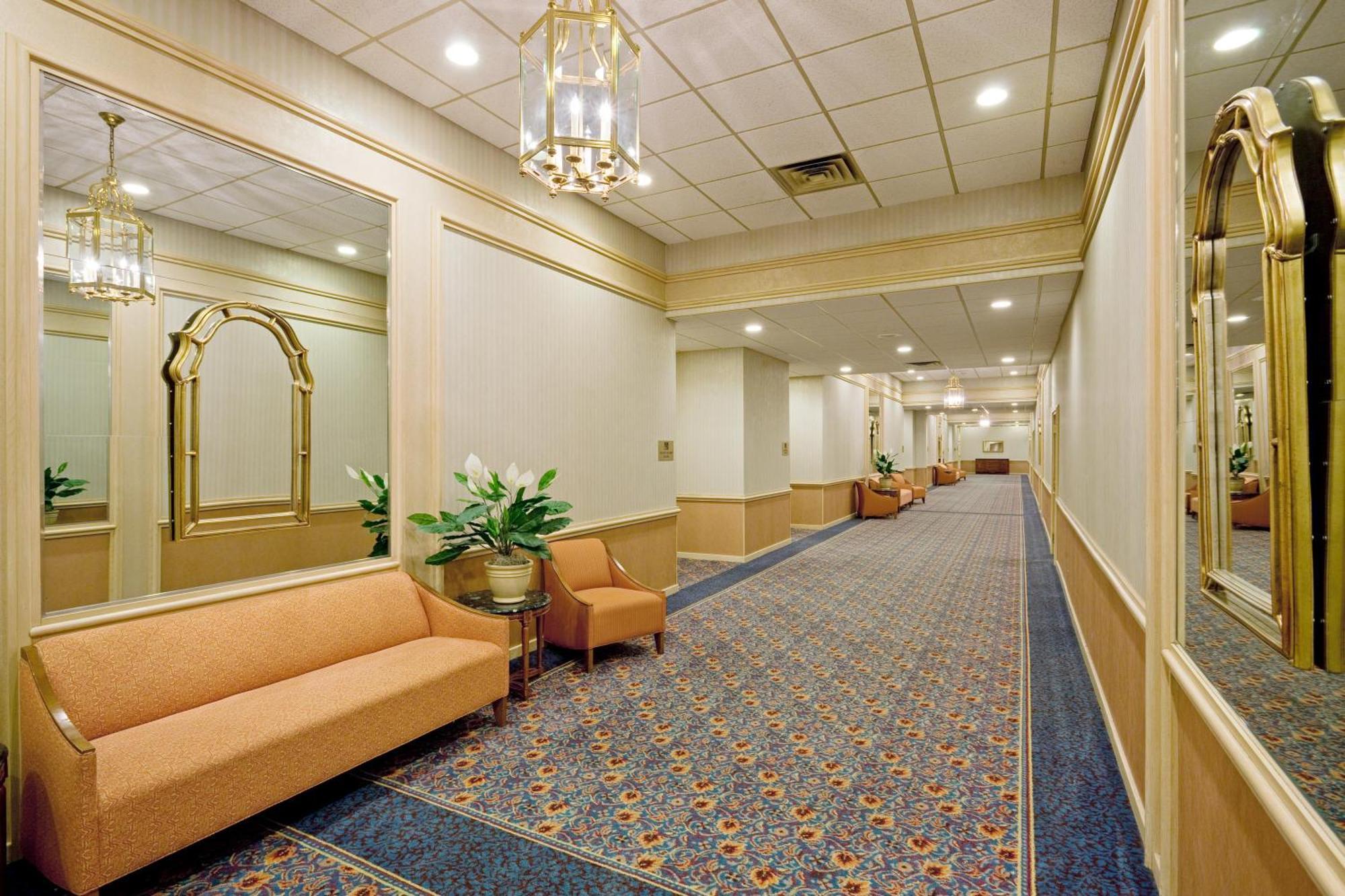 Holiday Inn Portland-By The Bay By Ihg Bagian luar foto