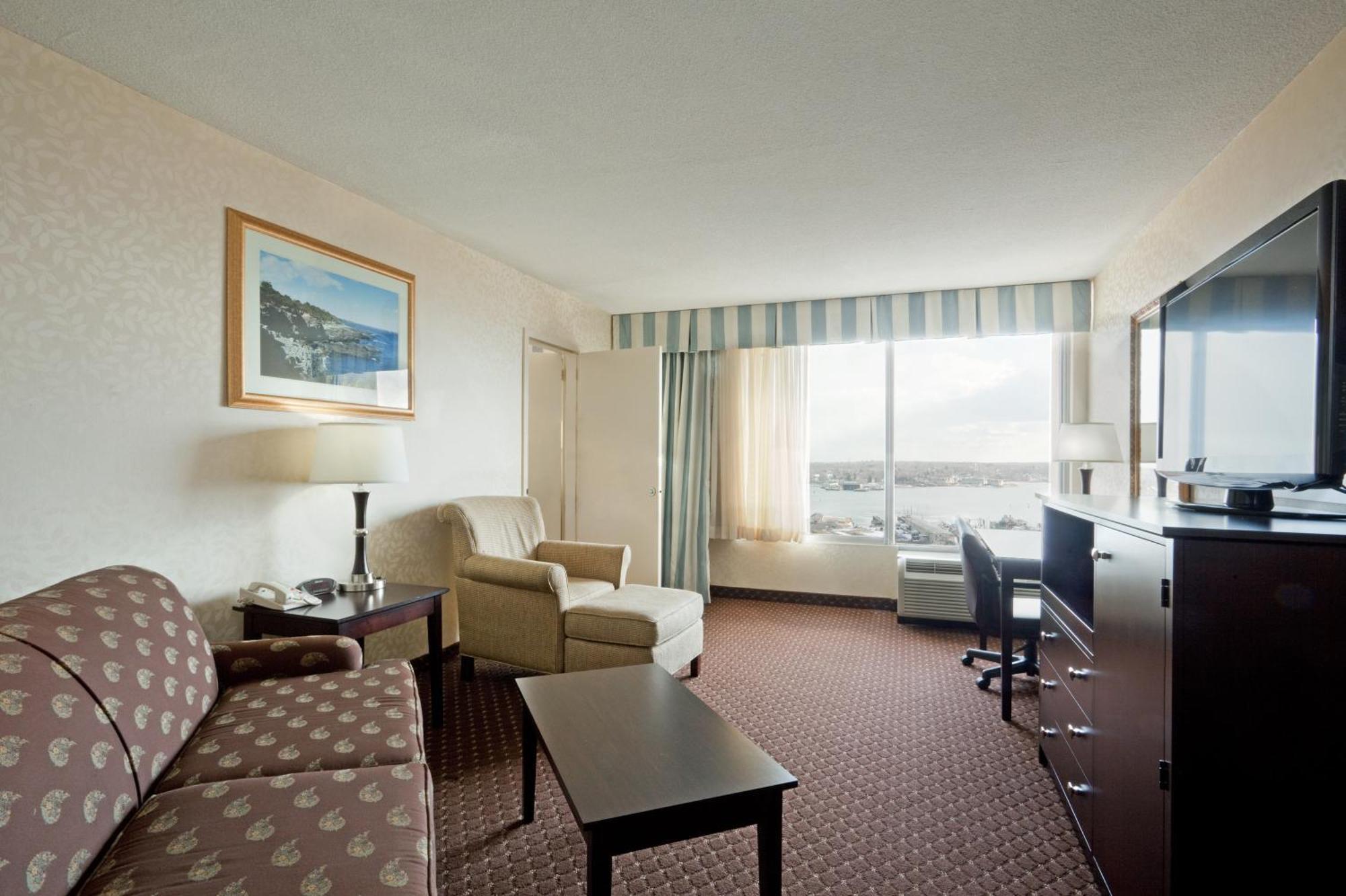 Holiday Inn Portland-By The Bay By Ihg Bagian luar foto