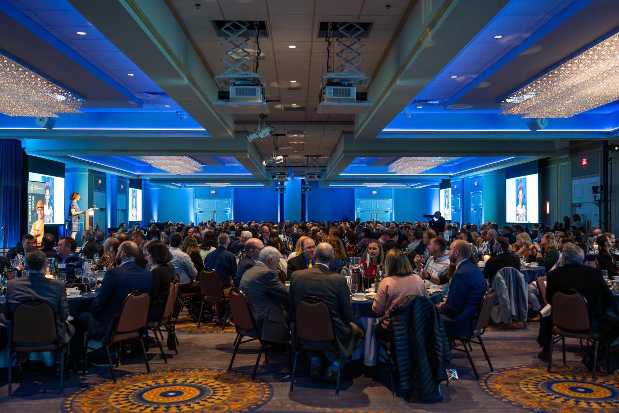 Holiday Inn Portland-By The Bay By Ihg Bagian luar foto